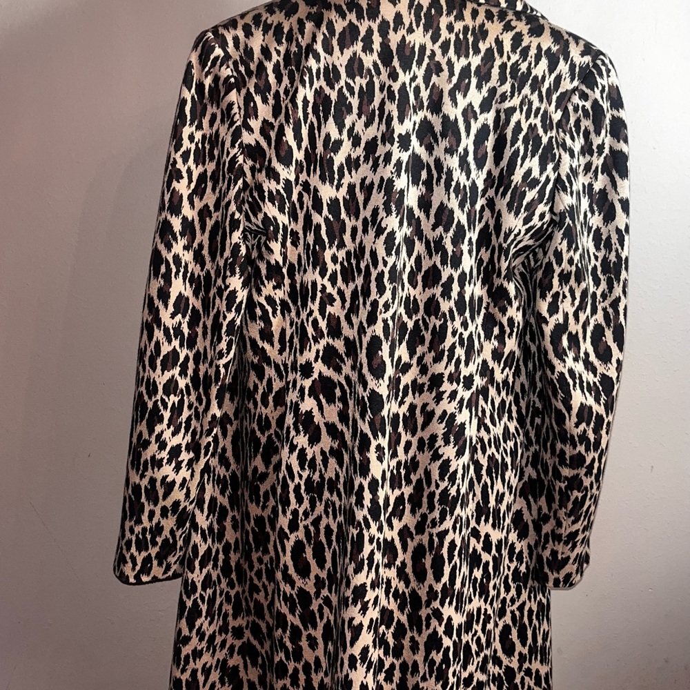 Spiegel Leopard Print Long Coat in Tan and Black - Picture 5 of 10